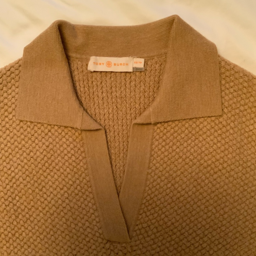 Tory Burch Tan Sweater 100% wool